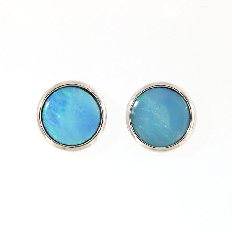 Silberne Ohrstecker mit 7mm runden Opal-Dubletten